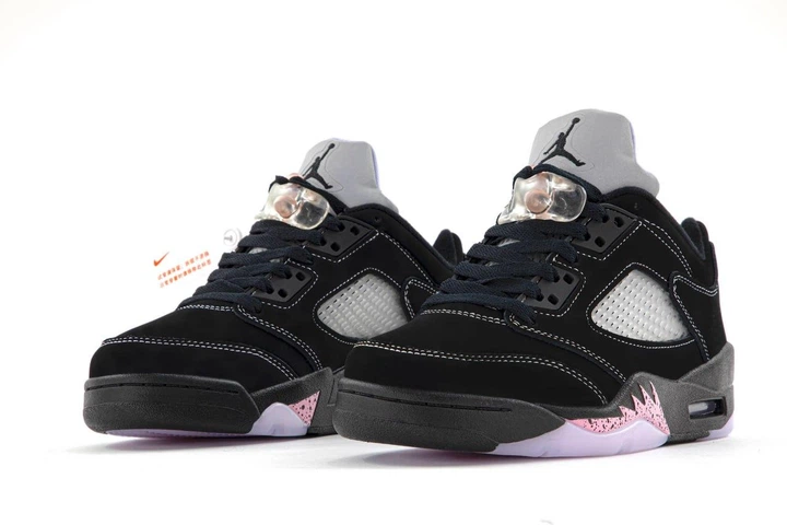 Кроссовки женские Ni Air Jord 5 Low Dongdan Black / Най аир Джорд 5 черные с серым низкие 40 - Фото 2 Кроссовки женские Ni Air Jord 5 Low Dongdan Black / Най аир Джорд 5 черные с серым низкие 40 - изображение 2