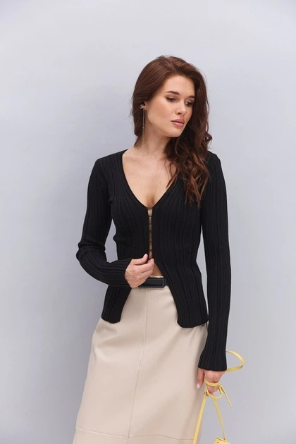 Жіноча в'язана кофта чорна з застібками-гачками Arjen 102431, розмір L/XL - Фото 8 Жіноча в'язана кофта чорна з застібками-гачками Arjen 102431, розмір L/XL - зображення 8
