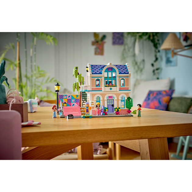 Конструктор LEGO Friends Семейный дом Лиан 946 деталей (42687) - изображение 7