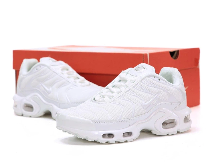 Кросівки чоловічі і жіночі Ni air max TN+ white / Най аір макс ТН+ белые 39 - Фото 4 Кросівки чоловічі і жіночі Ni air max TN+ white / Най аір макс ТН+ белые 39 - зображення 4