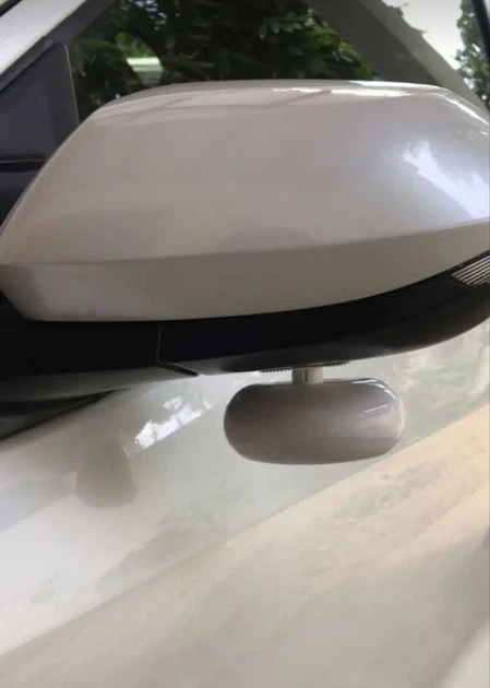 Дзеркало сліпих зон овальне БІЛЕ додаткове бокове автодзеркало 360 градусів для парковки 10.5х5 см 1 шт - зображення 3