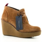 Жіночі шкіряні черевики Tommy Hilfiger Winnie 1 на підборах на платформі 40 FW56814829 287 40 - Фото 1 Жіночі шкіряні черевики Tommy Hilfiger Winnie 1 на підборах на платформі 40 FW56814829 287 40 - зображення 1