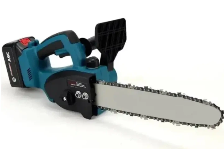 Акумуляторна ланцюгова пила Makita DUC122Z 36 В електропила безщіткова з шиною 30 см 6 А·год кроком 3/8 дюйма садова пилка з автозмащуванням безключовим натягуванням гальмом регулюванням обертів для дерев дров обрізання саду будівельних робіт 2 АКБ - зображення 12