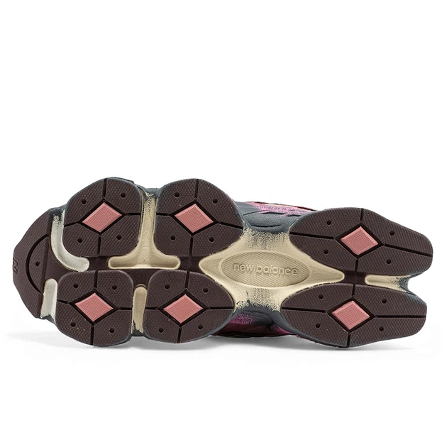 Женские кроссовки повседневные NB 9060 Cherry Blossom Pack Mineral Red 36 (22,5 см) Красный - изображение 4