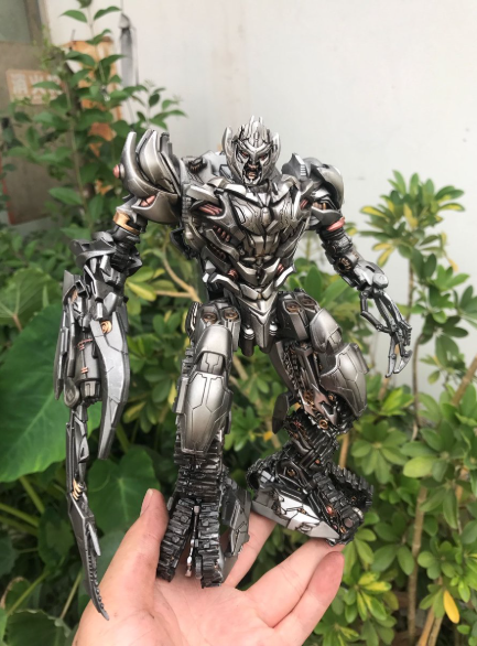 Робот трансформер Мегатрон 20см "Трансформери: Помста полеглих" - Megatron Transformers: Revenge of the Fallen 8807 - Фото 15 Робот трансформер Мегатрон 20см "Трансформери: Помста полеглих" - Megatron Transformers: Revenge of the Fallen 8807 - зображення 15