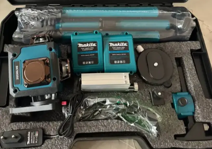 Лазерный уровень Makita SK700GDZ 4D 16 линий нивелир самовыравнивающийся зеленый 515 нм аккумуляторный 3.7 В 5000 мАч 20 м строительный профессиональный для плитки стен пола потолка ремонта монтажа со штативом кейсом - изображение 11