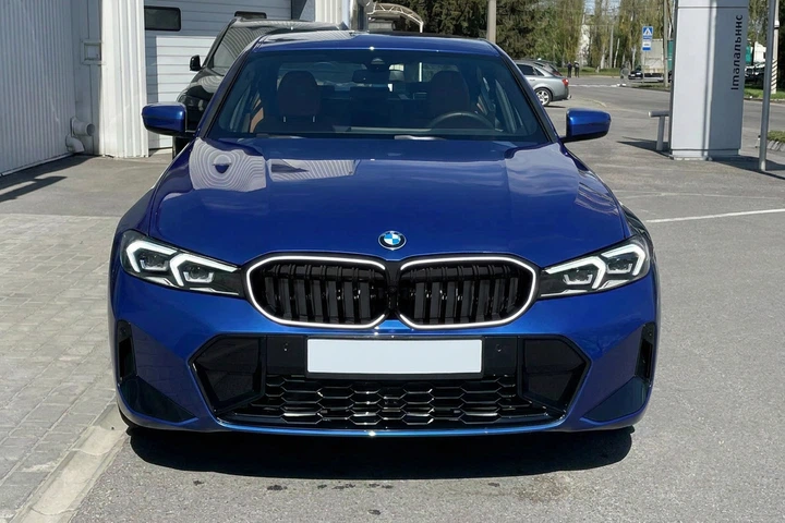 Ноздри 1-Bar LED (2022-2026, черный глянец) для BMW 3 серия G20/G21 2018- гг - Фото 2 Ноздри 1-Bar LED (2022-2026, черный глянец) для BMW 3 серия G20/G21 2018- гг - изображение 2