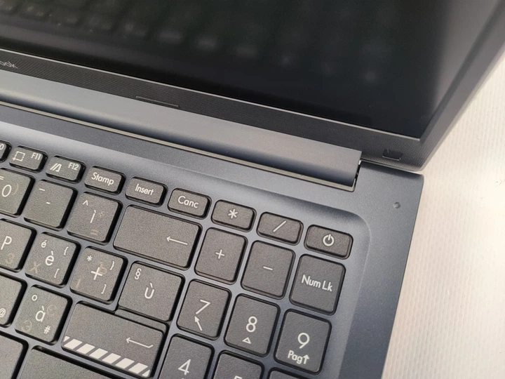 Ноутбук 15.6" ASUS Vivobook 15 F1504VA Intel Core 5 120U RAM 16GB SSD 512GB Windows 11 (UKR) (102355521) - Уценка - изображение 12