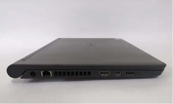Ноутбук Dell Latitude E3350 / 13.3" (1366x768) TN / Intel Core i3-5005U (2 (4) ядра по 2.0 GHz) / 4 GB DDR3 / 500 GB HDD / Intel HD Graphics 5500 / WebCam / Windows 10 Pro б/в - Фото 10 Ноутбук Dell Latitude E3350 / 13.3" (1366x768) TN / Intel Core i3-5005U (2 (4) ядра по 2.0 GHz) / 4 GB DDR3 / 500 GB HDD / Intel HD Graphics 5500 / WebCam / Windows 10 Pro б/в - зображення 10
