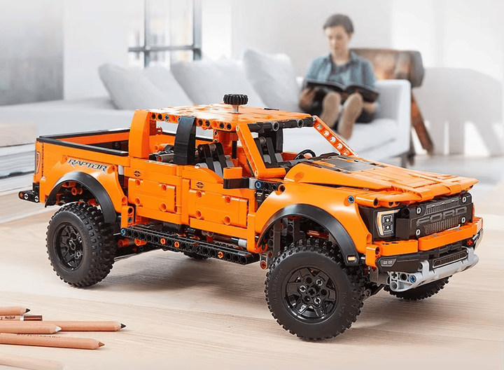 Конструктор Technic Ford F-150 Raptor, Форд Раптор, 1379 деталей - Фото 2 Конструктор Technic Ford F-150 Raptor, Форд Раптор, 1379 деталей - изображение 2