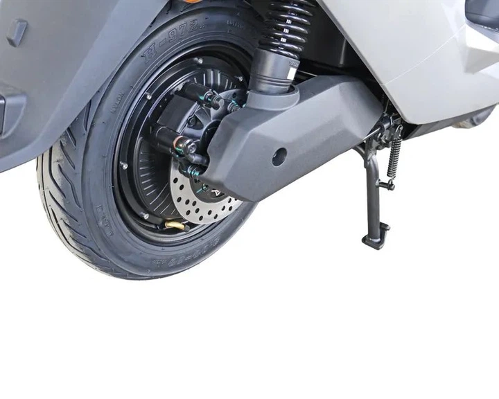 Електроскутер YADEA GT35 (silver) - Фото 11 Електроскутер YADEA GT35 (silver) - изображение 11