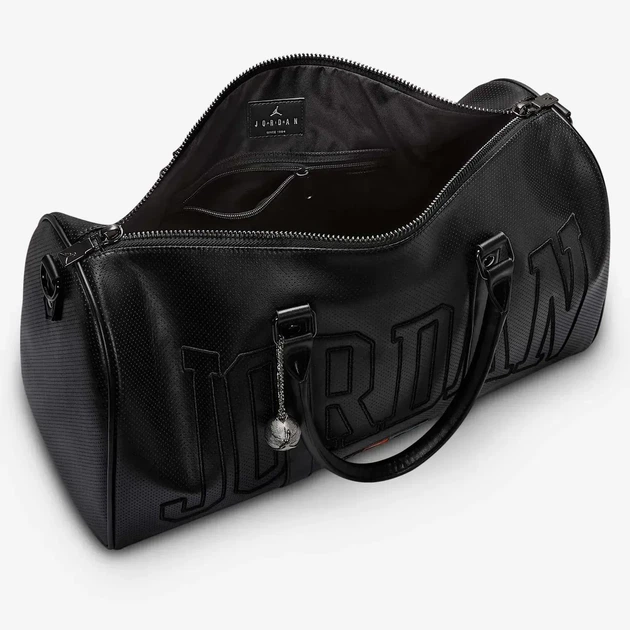 Спортивная сумка Jordan Perforated Duffel (25L) MM9187-023 - изображение 3