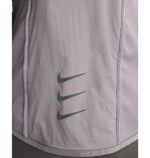 Куртка женская Nike Storm-Fit Run Division XS Фиолетовый DQ6561-531 - Фото 6 Куртка женская Nike Storm-Fit Run Division XS Фиолетовый DQ6561-531 - изображение 6