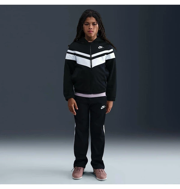 Спортивный костюм детской Nike Sportswear Black M рост 140 см Черный HQ9316-010 - изображение 6