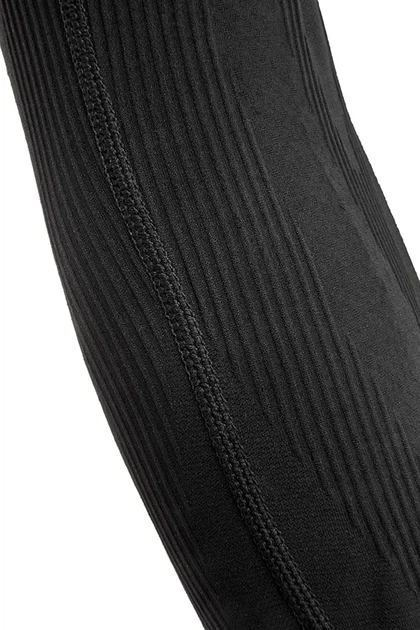 Компресійні нарукавники Adidas Compression Arm Sleeves чорні 92% поліамід 8% еластан L/XL - Фото 2 Компресійні нарукавники Adidas Compression Arm Sleeves чорні 92% поліамід 8% еластан L/XL - зображення 2