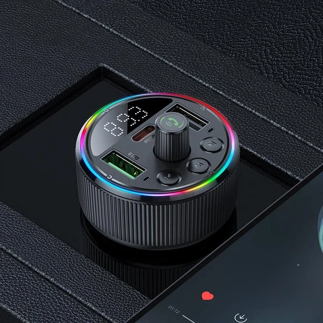 FM модулятор Hoco E82 Guerrero с автозарядкой PD 30W QC 3.0 2xUSB Type-C LED дисплей чёрный - изображение 7