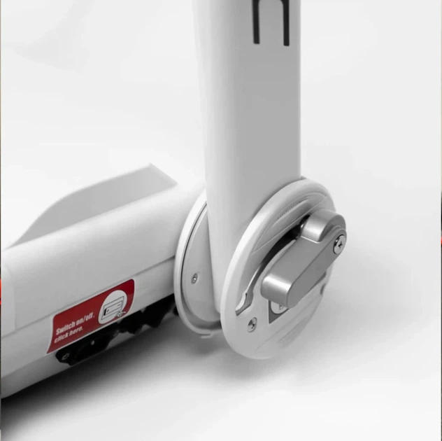 Бігова доріжка FitLogic T116W компактна біла Bluetooth для дому - зображення 7