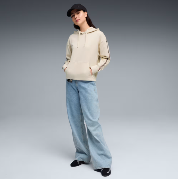 Худі жіноче PUMA Essentials Graphics Animal Hoodie Women 69182287 s, бежевий - Фото 3 Худі жіноче PUMA Essentials Graphics Animal Hoodie Women 69182287 s, бежевий - изображение 3