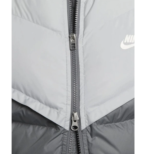 Жилетка чоловіча Nike M Sf Wr Pl-Fld Vest S Сірий FB8193-077 - Фото 9 Жилетка чоловіча Nike M Sf Wr Pl-Fld Vest S Сірий FB8193-077 - зображення 9