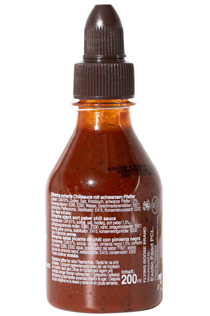 Соус шрирача с черным перцем Flying Goose Brand 200 мл - Фото 2 Соус шрирача с черным перцем Flying Goose Brand 200 мл - изображение 2