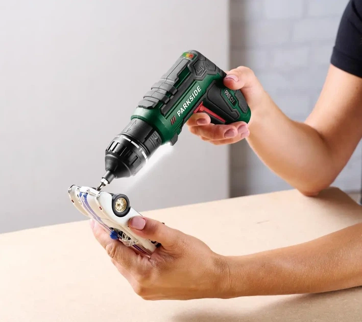 Професійна акумуляторна викрутка Parkside PAS 4 D7 4в1 (4 V, 1500 mAh, 10 Nm) - зображення 3