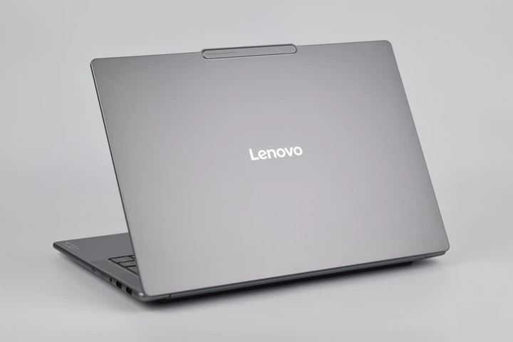 Ультрабук Lenovo Yoga Pro 7 14IAH10 U7 255H / 32GB / 1TB / Intel Arc 140T / 14.5" 3K OLED 120Hz Touch / Win11 Ноутбук - Refurbished - Фото 8 Ультрабук Lenovo Yoga Pro 7 14IAH10 U7 255H / 32GB / 1TB / Intel Arc 140T / 14.5" 3K OLED 120Hz Touch / Win11 Ноутбук - Refurbished - зображення 8