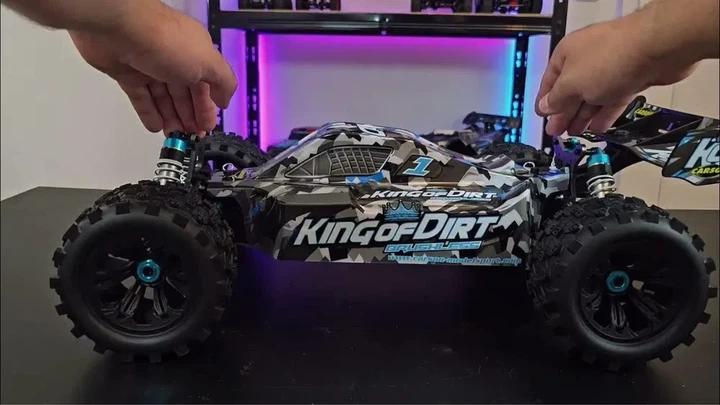 Радиоуправляемый автомобиль Carson 1:8 King of Dirt Buggy 4S RTR (500409063) - Фото 6 Радиоуправляемый автомобиль Carson 1:8 King of Dirt Buggy 4S RTR (500409063) - изображение 6