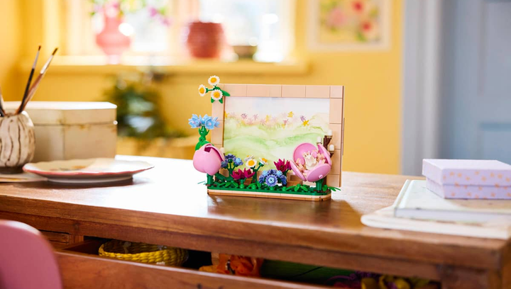 Конструктор Lego Floral Picture Frame Botanicals 40916 - зображення 4