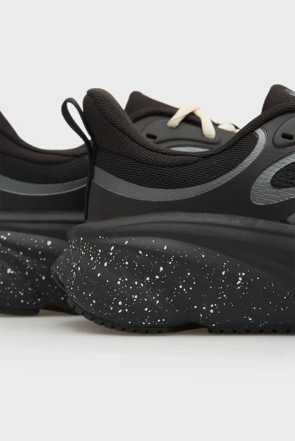 Чоловічі чорні кросівки UA Rogue 6 Under Armour 42,5 6006719-005 - Фото 2 Чоловічі чорні кросівки UA Rogue 6 Under Armour 42,5 6006719-005 - изображение 2