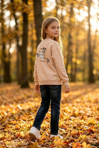 Кофта для девочки: блеск, бантики и комфорт Kiddo бежевый 164 см - Фото 2 Кофта для девочки: блеск, бантики и комфорт Kiddo бежевый 164 см - изображение 2