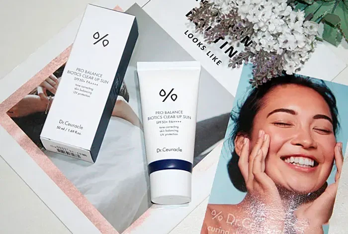 Сонцезахисний освітлювальний крем із пробіотиками Dr.Ceuracle Pro Balance Biotics Clear Up Sun SPF 50+ - зображення 2