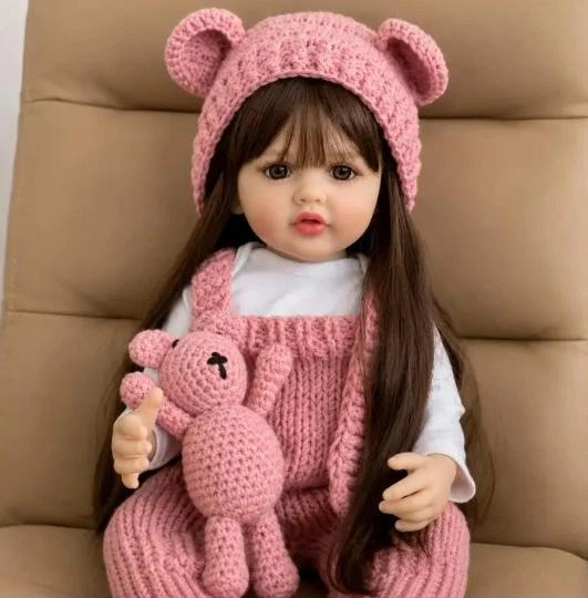 Реалістична лялька Reborn Bebe 55 см | М’яке тіло та рожевий комбінезон - изображение 2