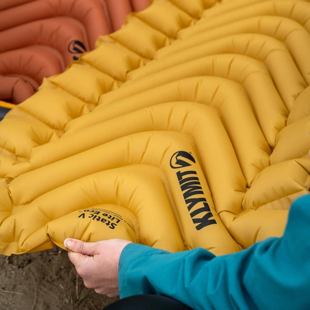 Надувний туристичний килимок Klymit Static V Lite Eco Sleeping Pad - изображение 9