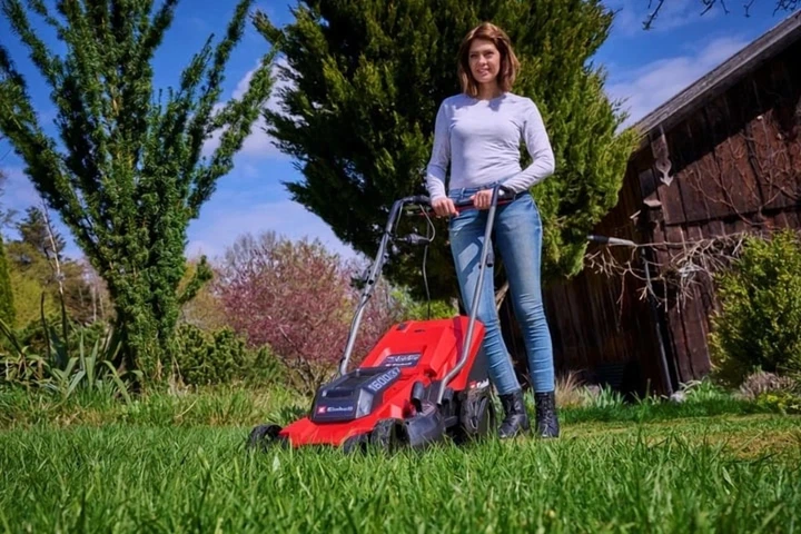 Газонокосарка електрична Einhell GC-EM 1600/37 1600 Вт 37 см червона 10,8 кг 38 л - зображення 2