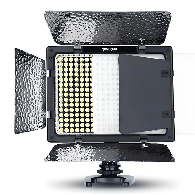 Постійне LED світло комплект софтбокс стійка штатив акумулятор Yongnuo YN300 III Kit - Фото 3 Постійне LED світло комплект софтбокс стійка штатив акумулятор Yongnuo YN300 III Kit - изображение 3