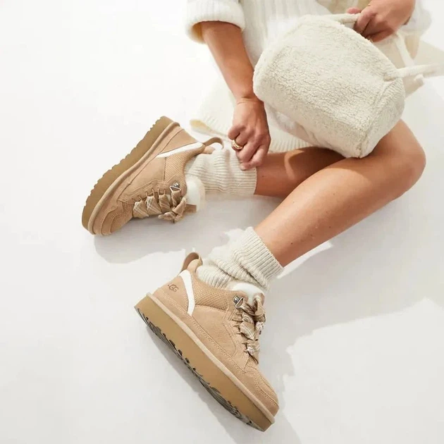 Женские угги кроссовки UGG LOWMEL Sneaker Sand 40 (26см) - Фото 3 Женские угги кроссовки UGG LOWMEL Sneaker Sand 40 (26см) - изображение 3