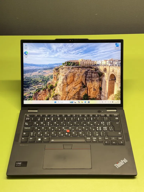 Ноутбук-трансформер Lenovo Thinkpad X13 Gen 5 / 13.3" (1920x1080) IPS Touch / Intel Core Ulta 7 155U (12 (14) ядер по 1.2 - 4.8 GHz) / 16 GB DDR5 / 512 GB SSD / Intel Graphics / WebCam б/у - Фото 2 Ноутбук-трансформер Lenovo Thinkpad X13 Gen 5 / 13.3" (1920x1080) IPS Touch / Intel Core Ulta 7 155U (12 (14) ядер по 1.2 - 4.8 GHz) / 16 GB DDR5 / 512 GB SSD / Intel Graphics / WebCam б/у - изображение 2