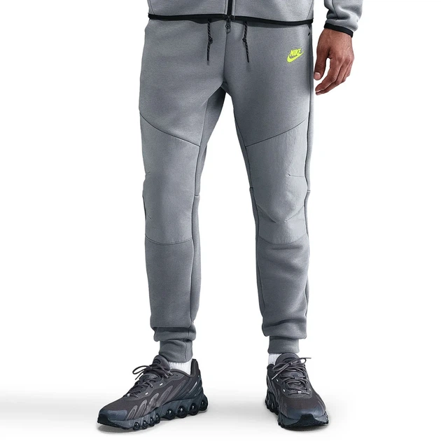 Брюки чоловічі Nike Tech Fleece Grey 2XL Сірий IH4303-065 - Фото 1 Брюки чоловічі Nike Tech Fleece Grey 2XL Сірий IH4303-065 - зображення 1