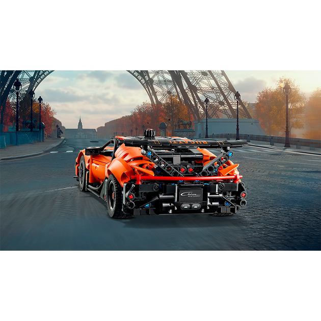 Конструктор LEGO Technic Гиперкар Bugatti Chiron Pur Sport 771 деталь (42222) - изображение 7