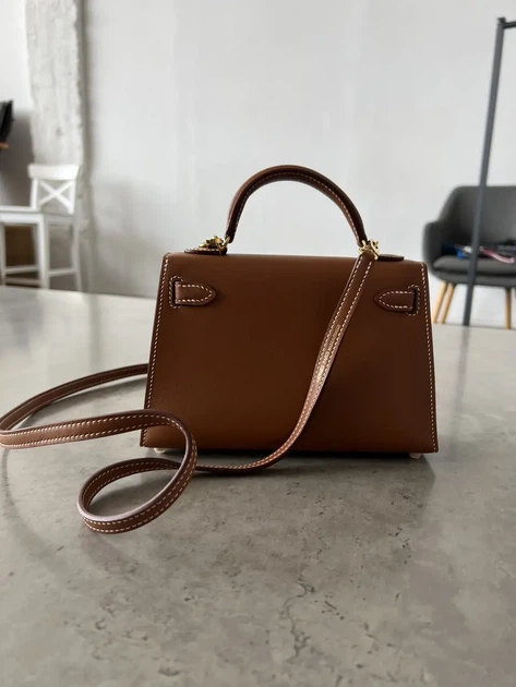 Сумка Hermès ручной работы со всеми логотипами. Телячья кожа Swift, 19 см - Фото 3 Сумка Hermès ручной работы со всеми логотипами. Телячья кожа Swift, 19 см - изображение 3