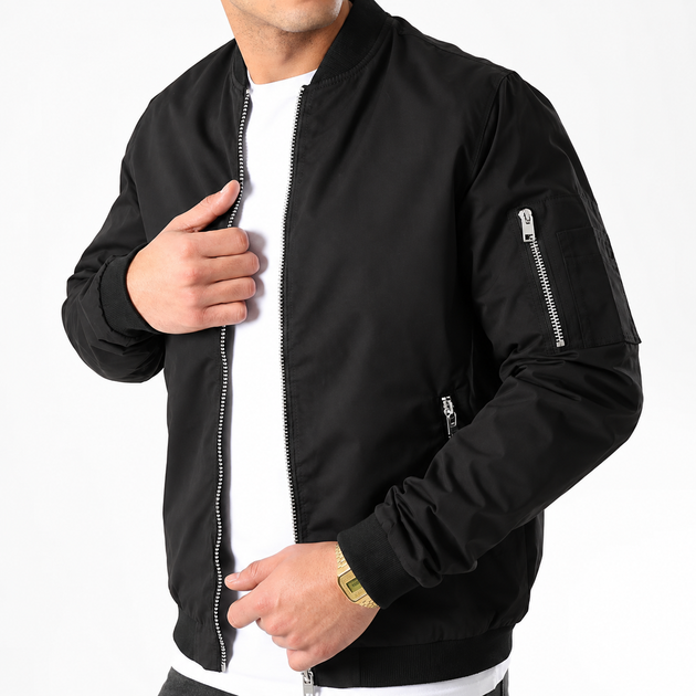 Куртка-бомбер чоловіча Jack & Jones JJERUSH чорна XL (1274.7291) - Фото 1 Куртка-бомбер чоловіча Jack & Jones JJERUSH чорна XL (1274.7291) - изображение 1