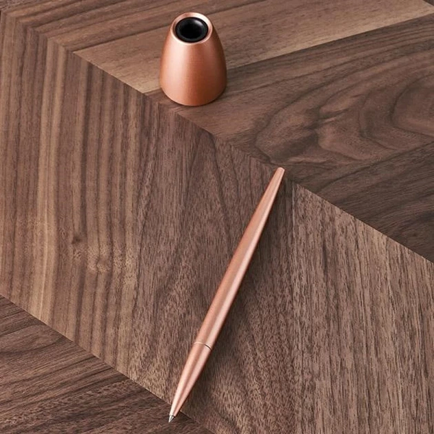 Ручка Lexon Scribalu с базой Soft Gold (LS64P1) - Фото 6 Ручка Lexon Scribalu с базой Soft Gold (LS64P1) - изображение 6