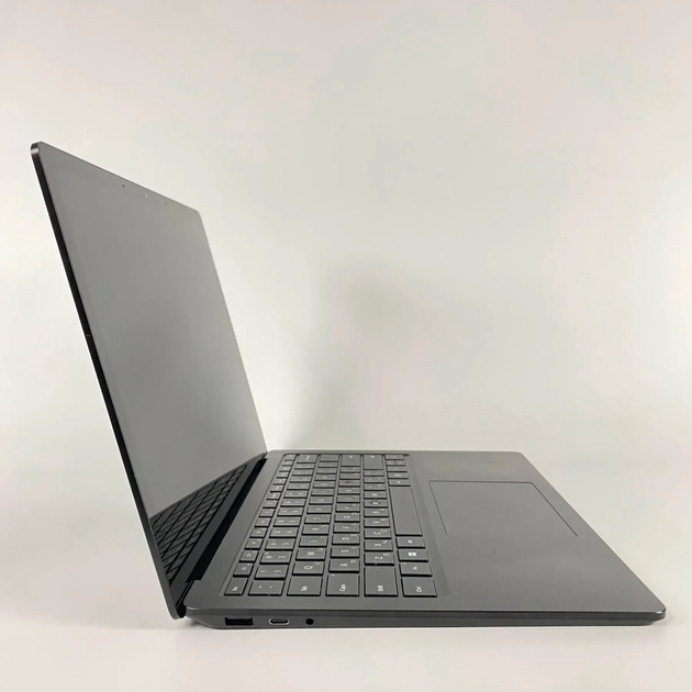 Ультрабук Microsoft Surface Laptop 5 / 13.5" (2256x1504) IPS Touch / Intel Core i7-1265U (10 (12) ядер по 3.6 - 4.8 GHz) / 16 GB DDR5 / 256 GB SSD / Intel Iris Xe Graphics / WebCam б/у + Подарок Беспроводная мышь / USB - Фото 4 Ультрабук Microsoft Surface Laptop 5 / 13.5" (2256x1504) IPS Touch / Intel Core i7-1265U (10 (12) ядер по 3.6 - 4.8 GHz) / 16 GB DDR5 / 256 GB SSD / Intel Iris Xe Graphics / WebCam б/у + Подарок Беспроводная мышь / USB - изображение 4