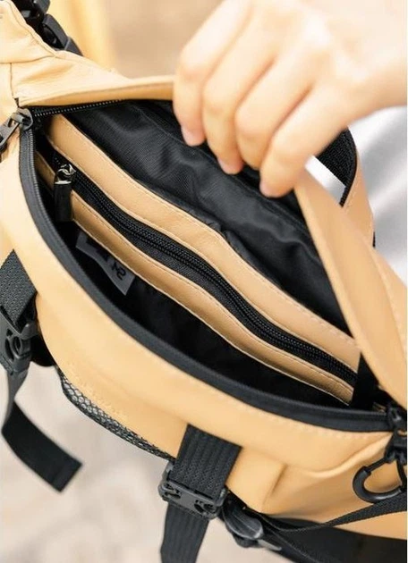 Большая женская поясная сумка бананка из экокожи Sambag DynamicDart бежевая 60521 - Фото 6 Большая женская поясная сумка бананка из экокожи Sambag DynamicDart бежевая 60521 - изображение 6