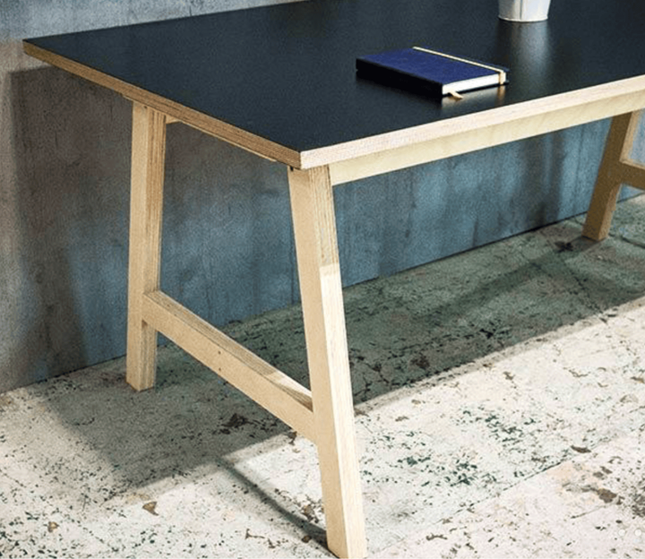 Стіл Loft Edge 125 з чорним HPL 125×80×75 см - Фото 5 Стіл Loft Edge 125 з чорним HPL 125×80×75 см - изображение 5