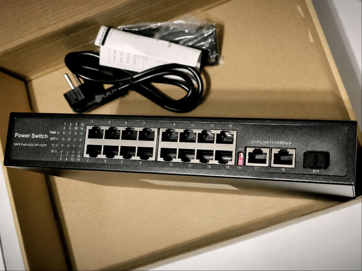 Неуправляемый PoE-коммутатор XH-481621GL, 16 PoE + 2 Gigabit Uplink + SFP - Фото 3 Неуправляемый PoE-коммутатор XH-481621GL, 16 PoE + 2 Gigabit Uplink + SFP - изображение 3