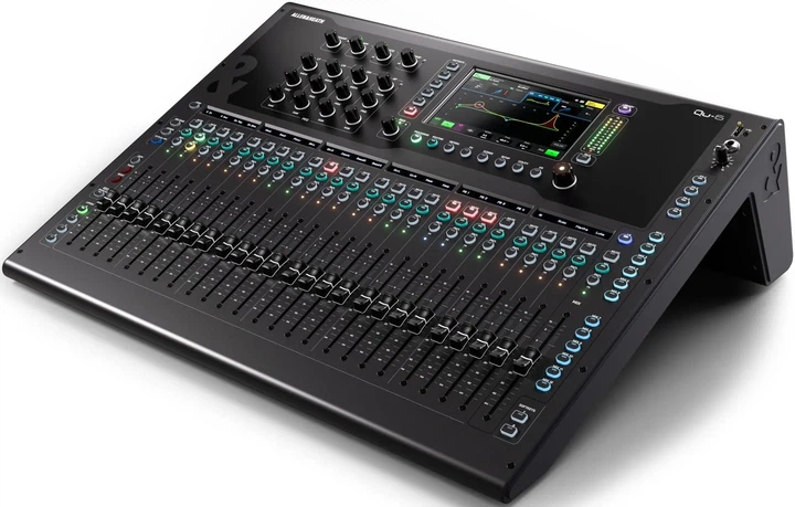 Цифровий мікшер Allen & Heath Qu-6 - Фото 4 Цифровий мікшер Allen & Heath Qu-6 - изображение 4