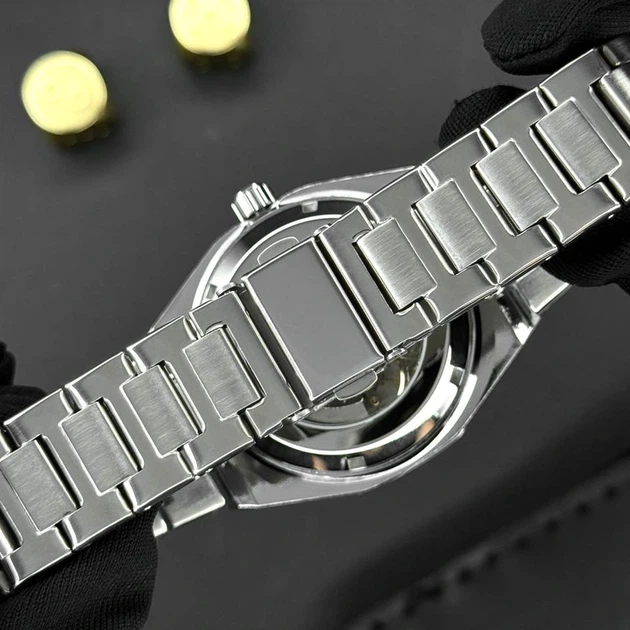 Годинник наручний Awarder 026-3D Де би не був Silver-White - Фото 4 Годинник наручний Awarder 026-3D Де би не був Silver-White - зображення 4