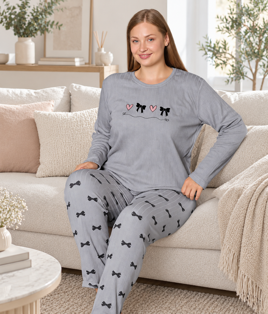 Женская пижама из утепленного интерлока «Grey Bows» big size 3XL - Фото 2 Женская пижама из утепленного интерлока «Grey Bows» big size 3XL - изображение 2