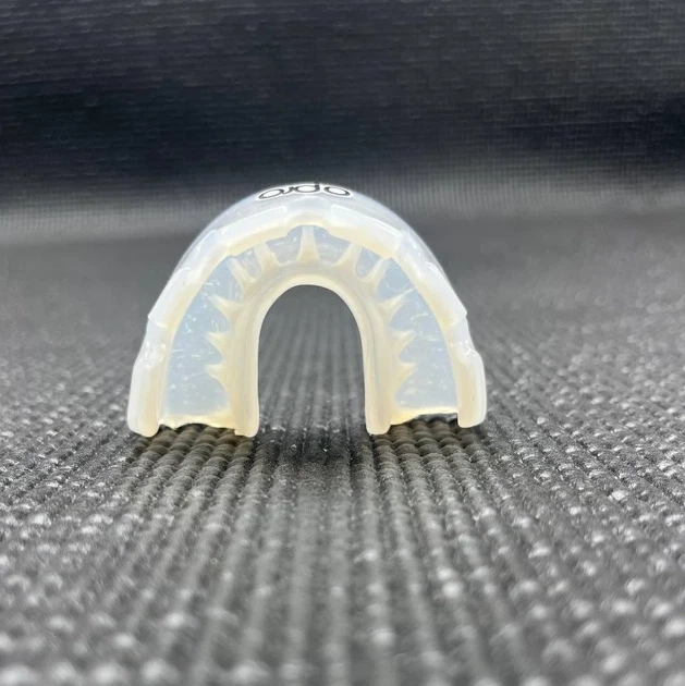 Капа OPRO Dental Grade одночелюстная Clear для взрослых 11+ - изображение 6